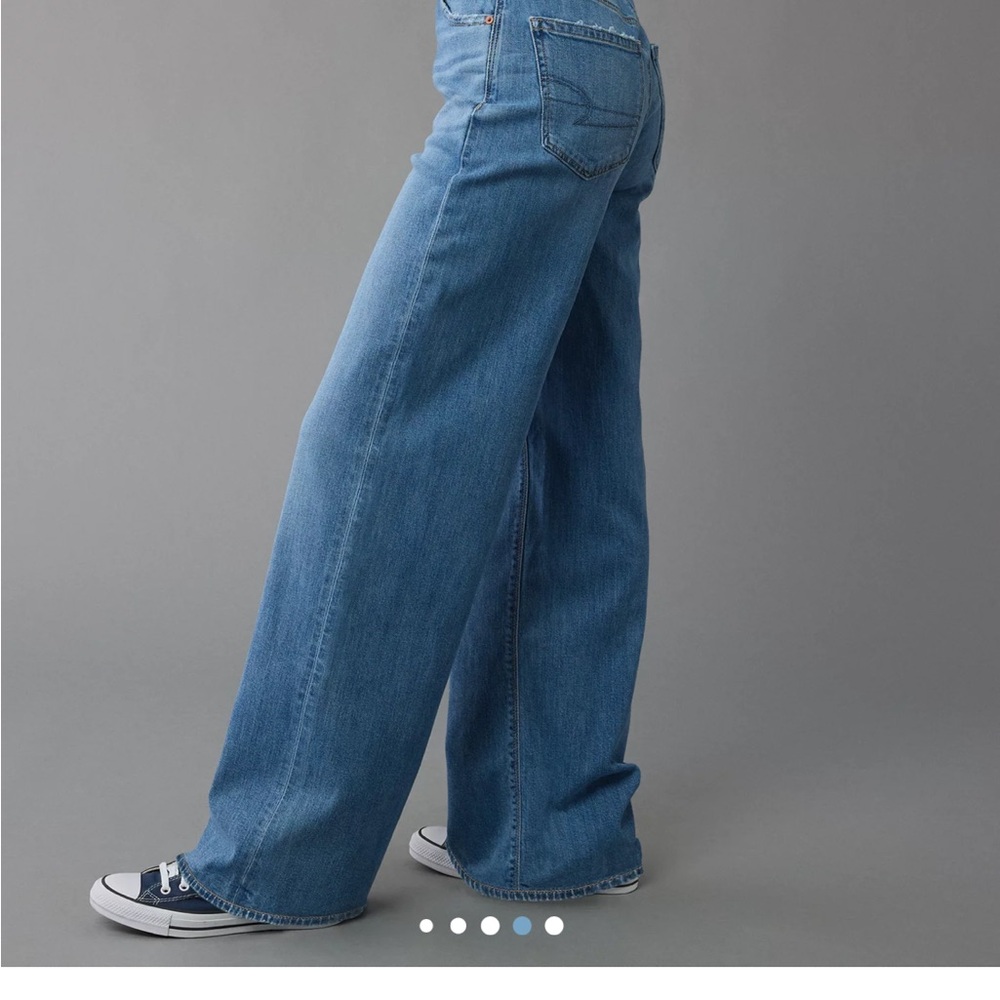 American Eagle Outfitters Light Blue Flare Jeans - Picture 3 of 12